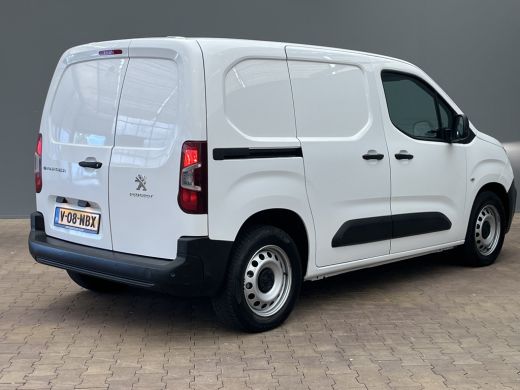 Peugeot Partner 136 L1 50 kWh Groot Scherm | Carplay | Parkeersensoren Achter | Airco | Cruise | Zitplaatsen voor... ActivLease financial lease
