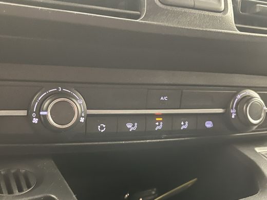 Peugeot Partner 136 L1 50 kWh Groot Scherm | Carplay | Parkeersensoren Achter | Airco | Cruise | Zitplaatsen voor... ActivLease financial lease
