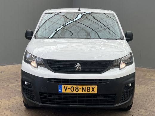 Peugeot Partner 136 L1 50 kWh Groot Scherm | Carplay | Parkeersensoren Achter | Airco | Cruise | Zitplaatsen voor... ActivLease financial lease
