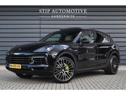 Porsche Cayenne 3.0 E-Hybrid 462pk | Panoramadak | Sport Chrono | 22'' RS Spyder Design | PASM | Orig. NL | Porsche Cayenne 3.0 E-Hybrid 462pk | Panoramadak | Sport Chrono | 22'' RS Spyder Design | PASM | Orig. NL |