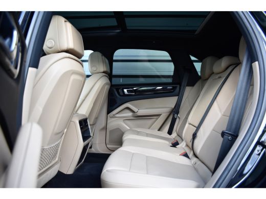 Porsche Cayenne 3.0 E-Hybrid 462pk | Panoramadak | Sport Chrono | 22'' RS Spyder Design | PASM | Orig. NL | ActivLease financial lease