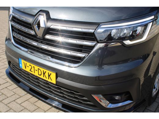 Renault Trafic L2 2.0 dCi 150 PK DUBBELE CABINE AUTOMAAT LEDER | ALARM | TV IN HOOFDSTEUNEN | CAMERA | GESTOFEER... ActivLease financial lease