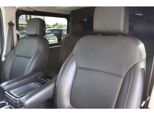 Renault Trafic L2 2.0 dCi 150 PK DUBBELE CABINE AUTOMAAT LEDER | ALARM | TV IN HOOFDSTEUNEN | CAMERA | GESTOFEER... ActivLease financial lease