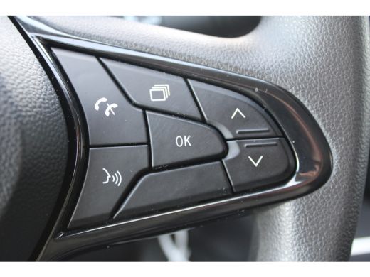 Renault Trafic L2 2.0 dCi 150 PK DUBBELE CABINE AUTOMAAT LEDER | ALARM | TV IN HOOFDSTEUNEN | CAMERA | GESTOFEER... ActivLease financial lease