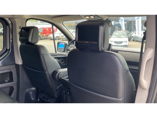 Renault Trafic L2 2.0 dCi 150 PK DUBBELE CABINE AUTOMAAT LEDER | ALARM | TV IN HOOFDSTEUNEN | CAMERA | GESTOFEER... ActivLease financial lease