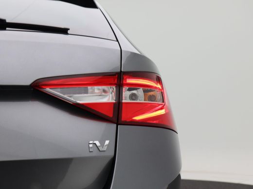 Skoda Superb Combi 1.4 TSI 218 Pk iV Business Edition Plus | Adaptive Cruise | Carplay | Sensoren | Stoel Verw... ActivLease financial lease