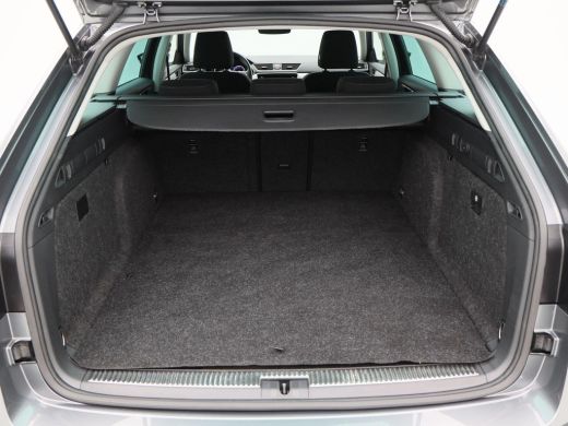 Skoda Superb Combi 1.4 TSI 218 Pk iV Business Edition Plus | Adaptive Cruise | Carplay | Sensoren | Stoel Verw... ActivLease financial lease
