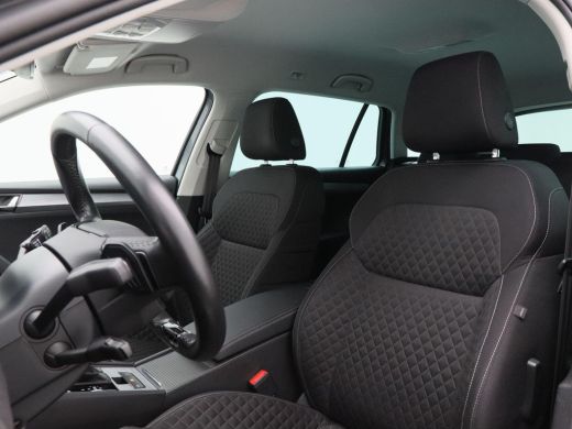 Skoda Superb Combi 1.4 TSI 218 Pk iV Business Edition Plus | Adaptive Cruise | Carplay | Sensoren | Stoel Verw... ActivLease financial lease