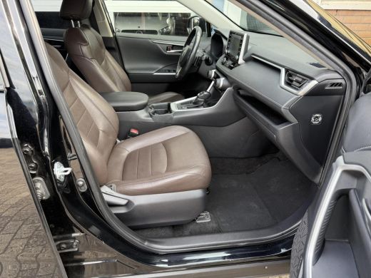 Toyota RAV4 2.0 VVT-iE Automaat Executive Leder Navi Camera ActivLease financial lease