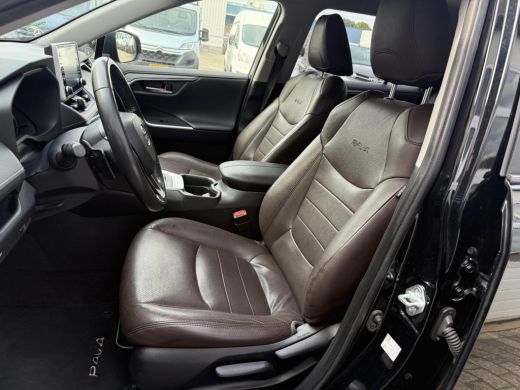 Toyota RAV4 2.0 VVT-iE Automaat Executive Leder Navi Camera ActivLease financial lease