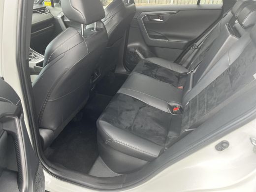 Toyota RAV4 2.5 Hybrid AWD GR SPORT Plus | Navigatie | Apple CarPlay/Android auto | 360 graden camera | Elekt... ActivLease financial lease