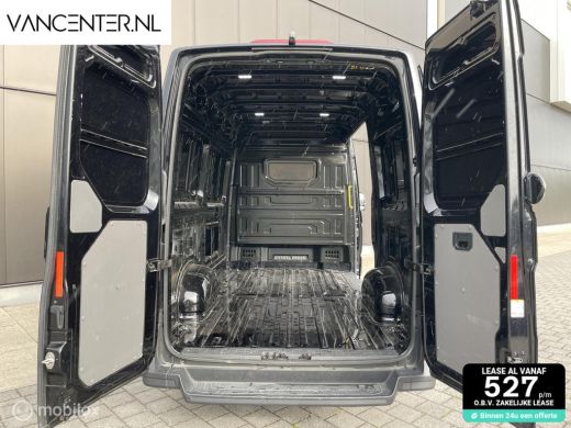 Volkswagen Crafter L3H3 140PK Automaat Carplay Zwart EURO 6 ActivLease financial lease
