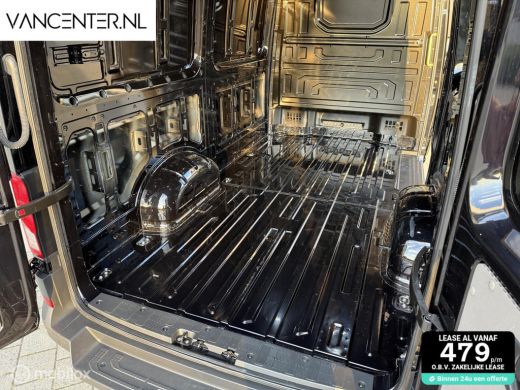 Volkswagen Crafter L3H3 140PK Automaat Carplay Zwart EURO 6 ActivLease financial lease