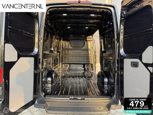 Volkswagen Crafter L3H3 140PK Automaat Carplay Zwart EURO 6 ActivLease financial lease