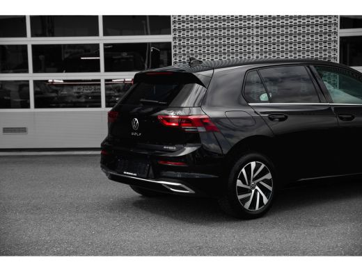 Volkswagen Golf 1.4 eHybrid Style | Carplay | Keyless | Adaptive cruise | ActivLease financial lease