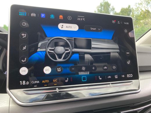 Volkswagen Golf Life Edition eHybrid | 'App-Connect' draadloze smartphone integratie | Achterbank in ongelijke de... ActivLease financial lease