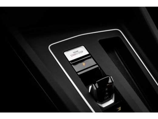 Volkswagen Golf Life Edition eHybrid | 'App-Connect' draadloze smartphone integratie | Achterbank in ongelijke de... ActivLease financial lease