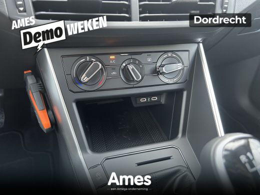 Volkswagen Polo 1.0 TSI Life Edition | Multimedia Pakket | Achteruitrijcamera + Sensoren voor/achter | Draadloos ... ActivLease financial lease