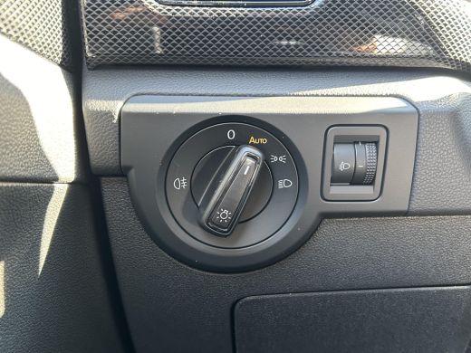 Volkswagen T-Cross Life Edition | Achterlichten LED | Afstandscontrolesysteem (Front Assist) | Airconditioning autom... ActivLease financial lease
