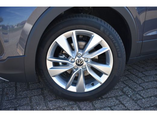 Volkswagen T-Cross Life Edition | Achterlichten LED | Afstandscontrolesysteem (Front Assist) | Airconditioning autom... ActivLease financial lease