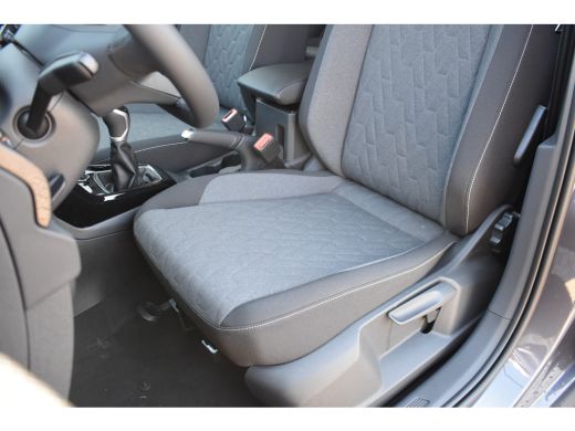 Volkswagen T-Cross Life Edition | Achterlichten LED | Afstandscontrolesysteem (Front Assist) | Airconditioning autom... ActivLease financial lease