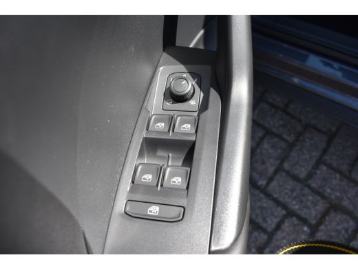 Volkswagen T-Cross Life Edition | Achterlichten LED | Afstandscontrolesysteem (Front Assist) | Airconditioning autom... ActivLease financial lease
