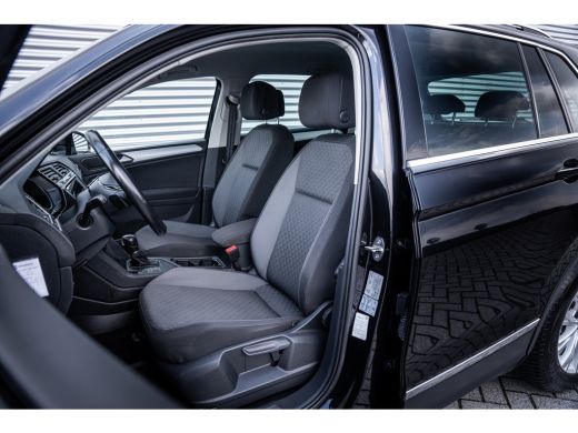 Volkswagen Tiguan 1.5 TSI 150pk DSG Comfortline Business | Airco (automatisch) | Cruise control adaptief | LED kopl... ActivLease financial lease