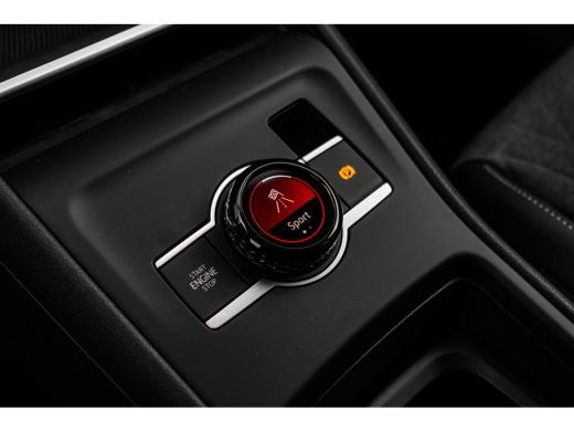 Volkswagen Tiguan Life Edition - eHybrid | 'App-Connect' draadloze smartphone integratie | Automatische afstandsreg... ActivLease financial lease