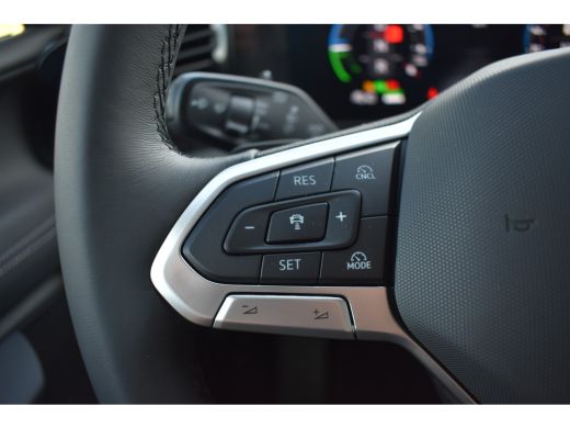 Volkswagen Tiguan Life Edition - eHybrid | 'App-Connect' draadloze smartphone integratie | Automatische afstandsreg... ActivLease financial lease