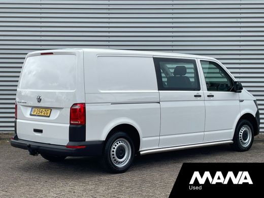 Volkswagen Transporter 2.0TDI L2H1 102PK DC Comfortline 5 Zits Airco Trekhaak ActivLease financial lease