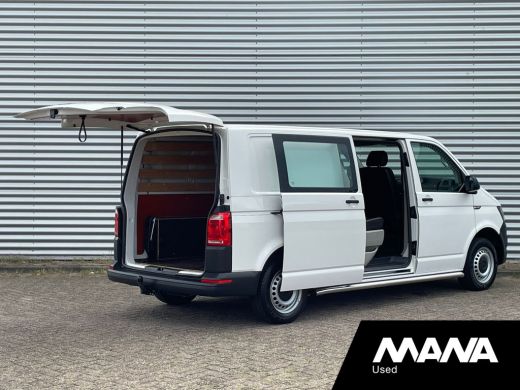 Volkswagen Transporter 2.0TDI L2H1 102PK DC Comfortline 5 Zits Airco Trekhaak ActivLease financial lease