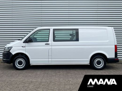 Volkswagen Transporter 2.0TDI L2H1 102PK DC Comfortline 5 Zits Airco Trekhaak ActivLease financial lease