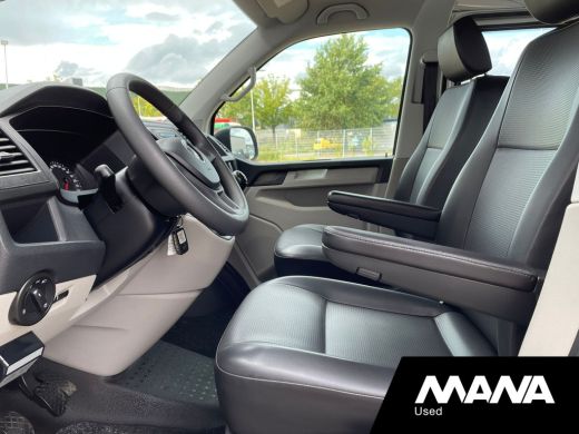 Volkswagen Transporter 2.0TDI L2H1 102PK DC Comfortline 5 Zits Airco Trekhaak ActivLease financial lease