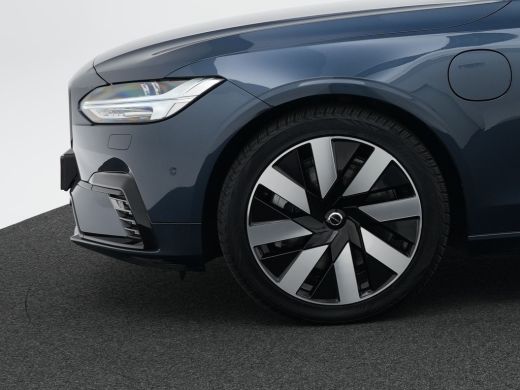 Volvo  V90 2.0 T6 Plug-in hybrid AWD Ultra Dark | Harman Kardon | Head-Up | 360° Camera | Panoramadak | Trek... ActivLease financial lease