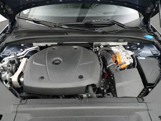 Volvo  V90 2.0 T6 Plug-in hybrid AWD Ultra Dark | Harman Kardon | Head-Up | 360° Camera | Panoramadak | Trek... ActivLease financial lease