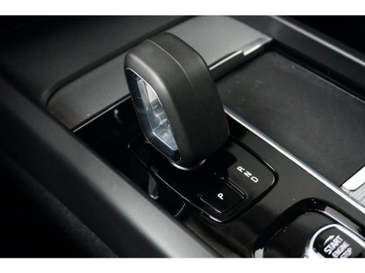 Volvo  XC60 T6 Plug-in hybrid AWD Plus Bright . ActivLease financial lease