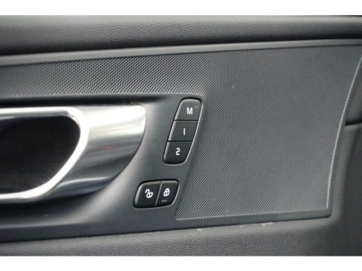 Volvo  XC60 T6 Plug-in hybrid AWD Plus Bright . ActivLease financial lease