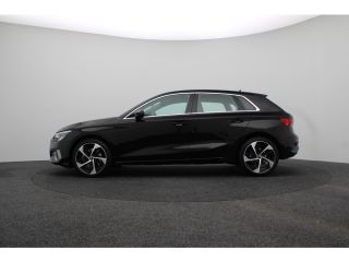 Audi A3 Sportback 30 TFSI Business edition | Aluminium delen exterieur | Apple Carplay/Android Auto|telef...
