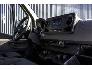Mercedes-Benz Sprinter 314 CDI L3 Bakwagen met laadklep | Automaat | Mbux | Carplay | Camera | Navigatie | Climate | Cru...