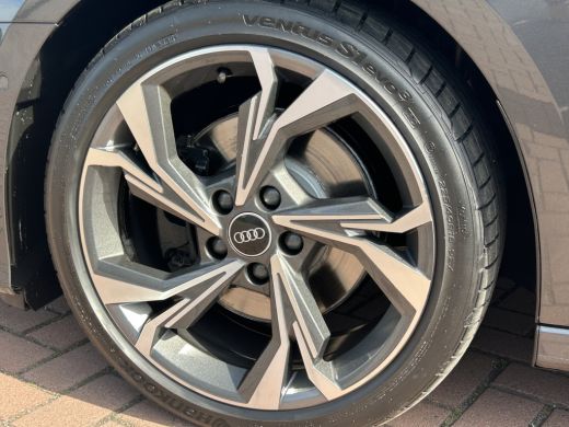 Audi A3 Sportback 35TFSI 150pk S-tronic | S-edition | Pano dak ActivLease financial lease