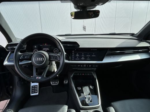 Audi A3 Sportback 35TFSI 150pk S-tronic | S-edition | Pano dak ActivLease financial lease