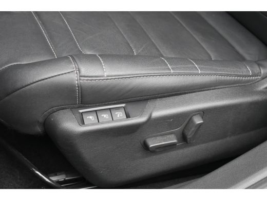 Citroën ë-C4 Shine Pack Business 50 kWh 3 Fase | Vol-Leder | Schuif-/Kanteldak | Elektr. Stoelen | Massage | S... ActivLease financial lease