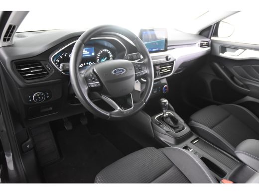 Ford Focus 1.0 EcoBoost Trend *1ste Eigenaar*Navigatie*Trekhaak* ActivLease financial lease