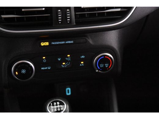 Ford Focus 1.0 EcoBoost Trend *1ste Eigenaar*Navigatie*Trekhaak* ActivLease financial lease