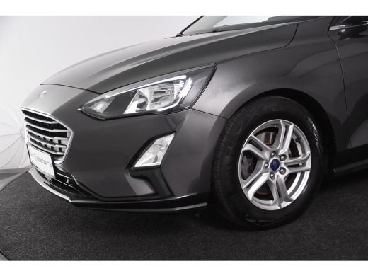 Ford Focus 1.0 EcoBoost Trend *1ste Eigenaar*Navigatie*Trekhaak* ActivLease financial lease