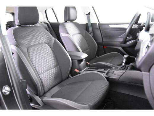 Ford Focus 1.0 EcoBoost Trend *1ste Eigenaar*Navigatie*Trekhaak* ActivLease financial lease