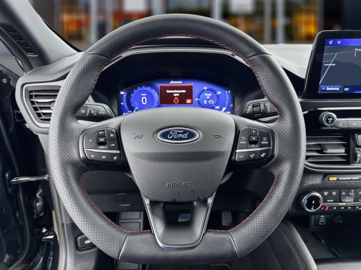 Ford Kuga 2.5 PHEV ST-Line | 19'' | Winter-pack | Privacy-glass | Camera | DAB-audio | Standkachel | Keyless ActivLease financial lease