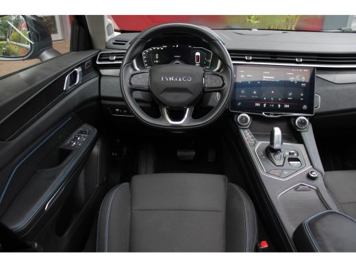 Lynk & Co 01 1.5 | Panoramadak | 360 Camera | Adaptive Cruise | Sfeerverlichting | Infinity audio ActivLease financial lease