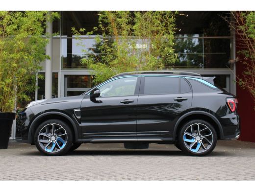 Lynk & Co 01 1.5 | Panoramadak | 360 Camera | Adaptive Cruise | Sfeerverlichting | Infinity audio ActivLease financial lease
