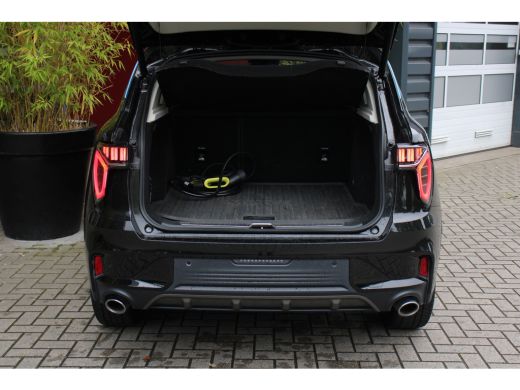 Lynk & Co 01 1.5 | Panoramadak | 360 Camera | Adaptive Cruise | Sfeerverlichting | Infinity audio ActivLease financial lease